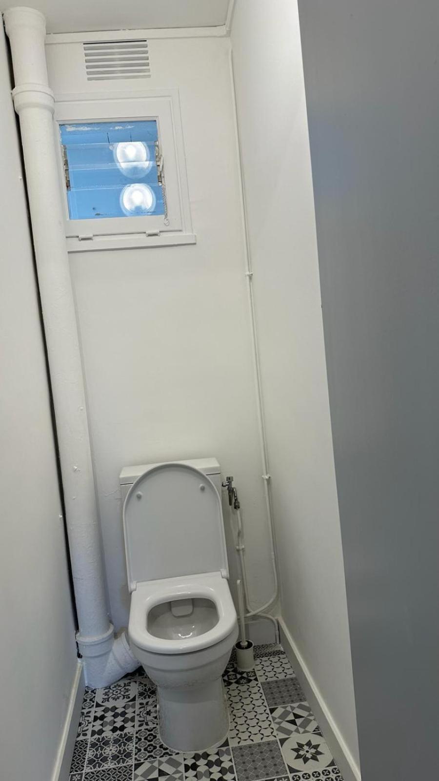 Le Bord De La Loire - Chambre Avec Salle De Bains Commune Нант Экстерьер фото
